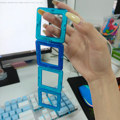 مكعبات بناء مغناطيسية تعليمية | ألعاب STEM ومونتيسوري للأطفال +3-6 سنوات